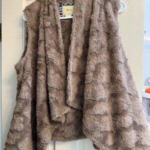 Cozy Anthropologie Sleeveless Sweater Vest